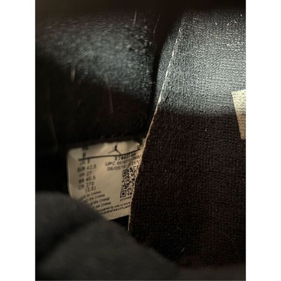 Jordan 11 OG Bred 2019 Black Red 378037-061 Size 9 Nike Air Jordan - Picture 7 of 13